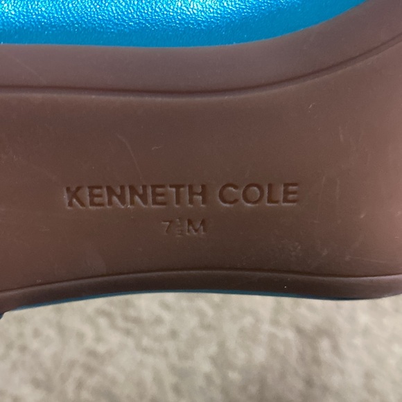 Kenneth Cole NEW electric blue turquoise transparent pumps heels size 7.5 - Picture 11 of 11